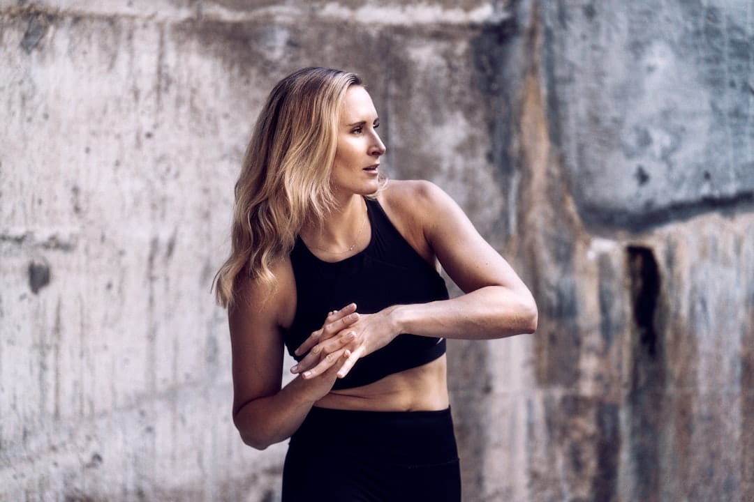 How Khloe Kardashian Really Lost 40 Pounds (Hint, There Was No Crash Diet)
