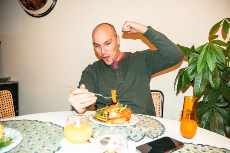 The Bodybuilding Diet That Actually Builds Muscle (and the Discipline It Takes)